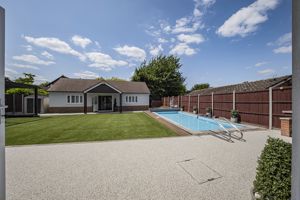 Photo 31- click for photo gallery